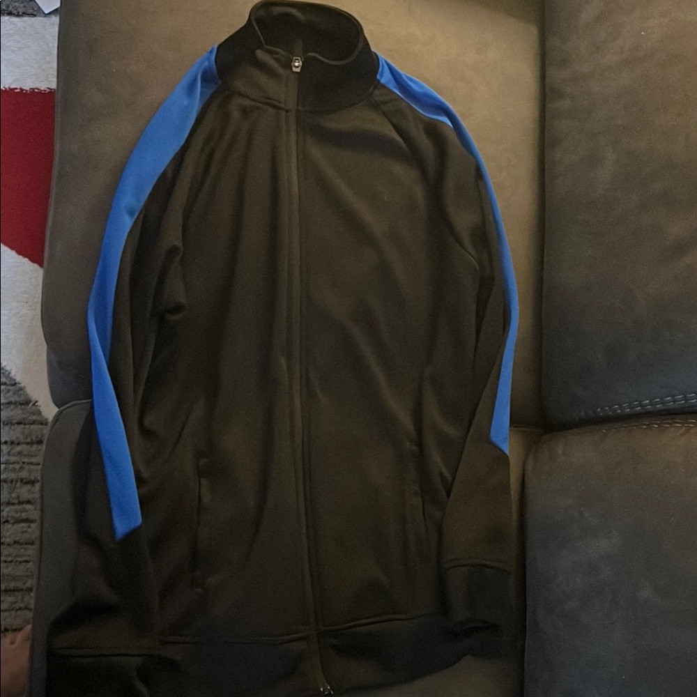 Xersion Black and Blue Kids Sweatshirt